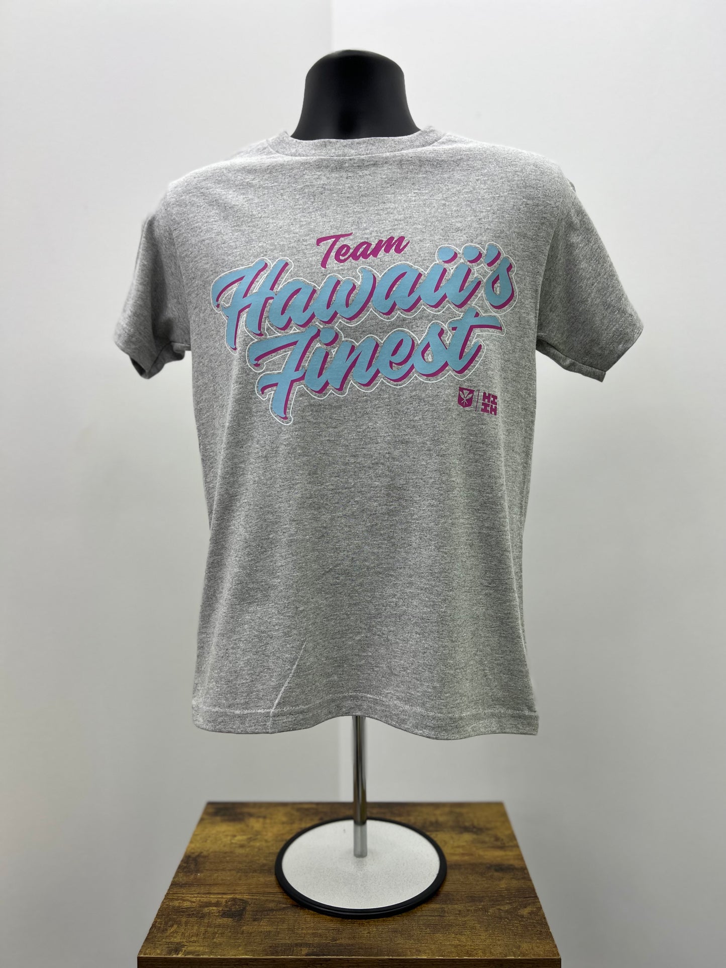 Team Hawaii's Finest Script T-Shirt - HeatherGrey/Blue&Pink